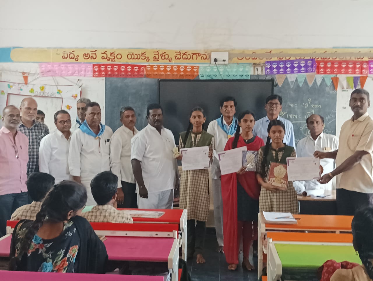 కర్తవ్యం దైవముగా భావించాలి  సత్యసాయి సేవా సంస్థల జిల్లా అధ్యక్షులు తంగిరాల రామిరెడ్డి