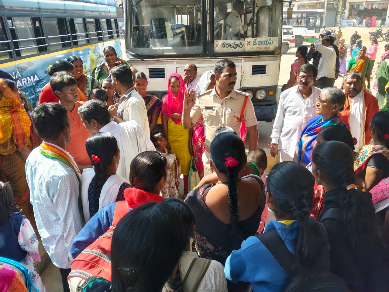 దొంగలున్నారు జాగ్రత్త…