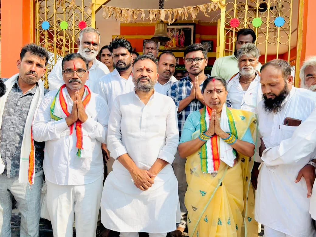 సర్పంచ్ అభ్యర్థి నామినేషన్ కార్యక్రమంలో పాల్గొన్న ఎమ్మెల్యే