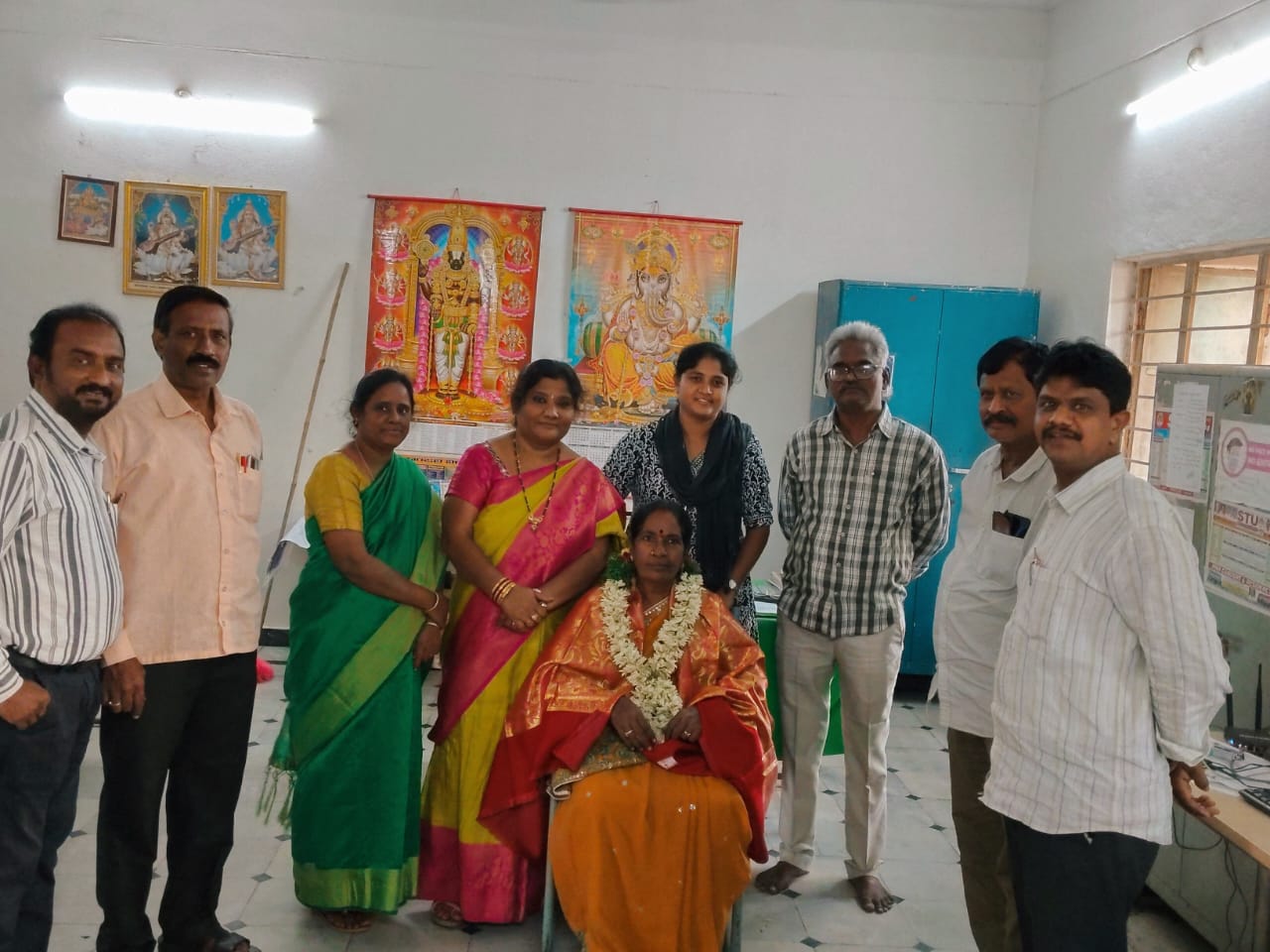 మహిళా సమస్యల పరిష్కారానికి కృషి చేయండి-ప్రధానోపాధ్యాయులు మాధవి లత