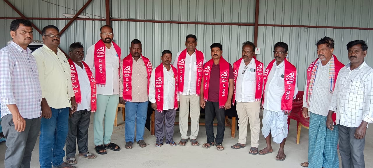 సొంతగూటికి చేరిన నాయకులు..!