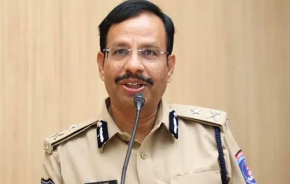 మందుబాబులూ జాగ్రత్త… సజ్జనార్ దగ్గర రికమండేషన్లు పనికిరావు!