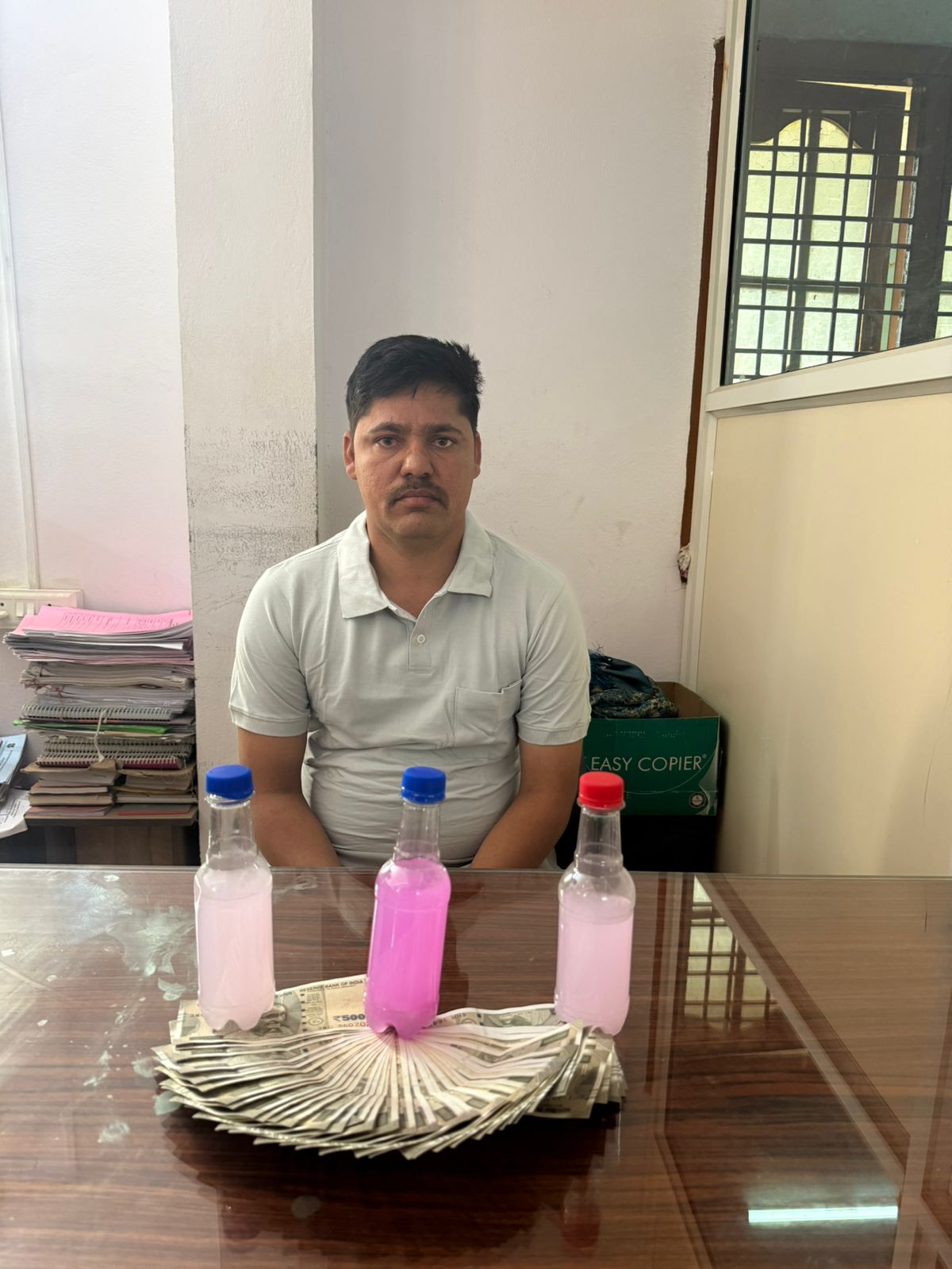 కొల్లూరు పోలీస్ స్టేషన్ సబ్‌–ఇన్‌స్పెక్టర్ లంచం తీసుకుంటూ అరెస్ట్