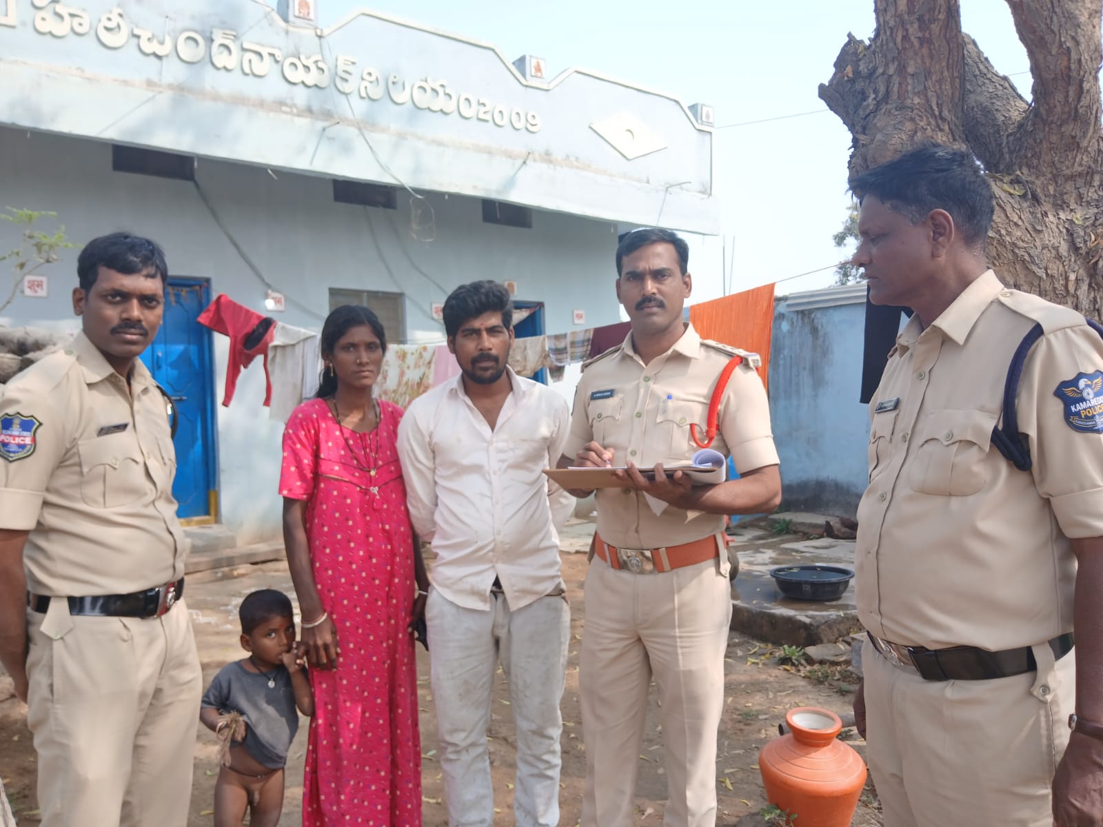 బిచ్కుంద మండలంలోని సస్పెక్ట్ ల కదలికను పోలీస్ సిబ్బంది చెక్కు చేయడం…