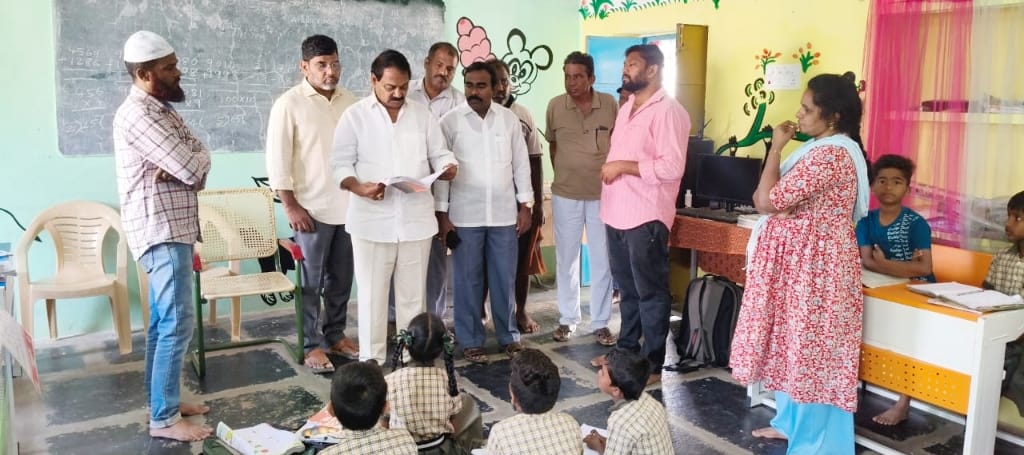 గొల్లపల్లి ఉర్దూ పాఠశాలకు భూమి పూజ