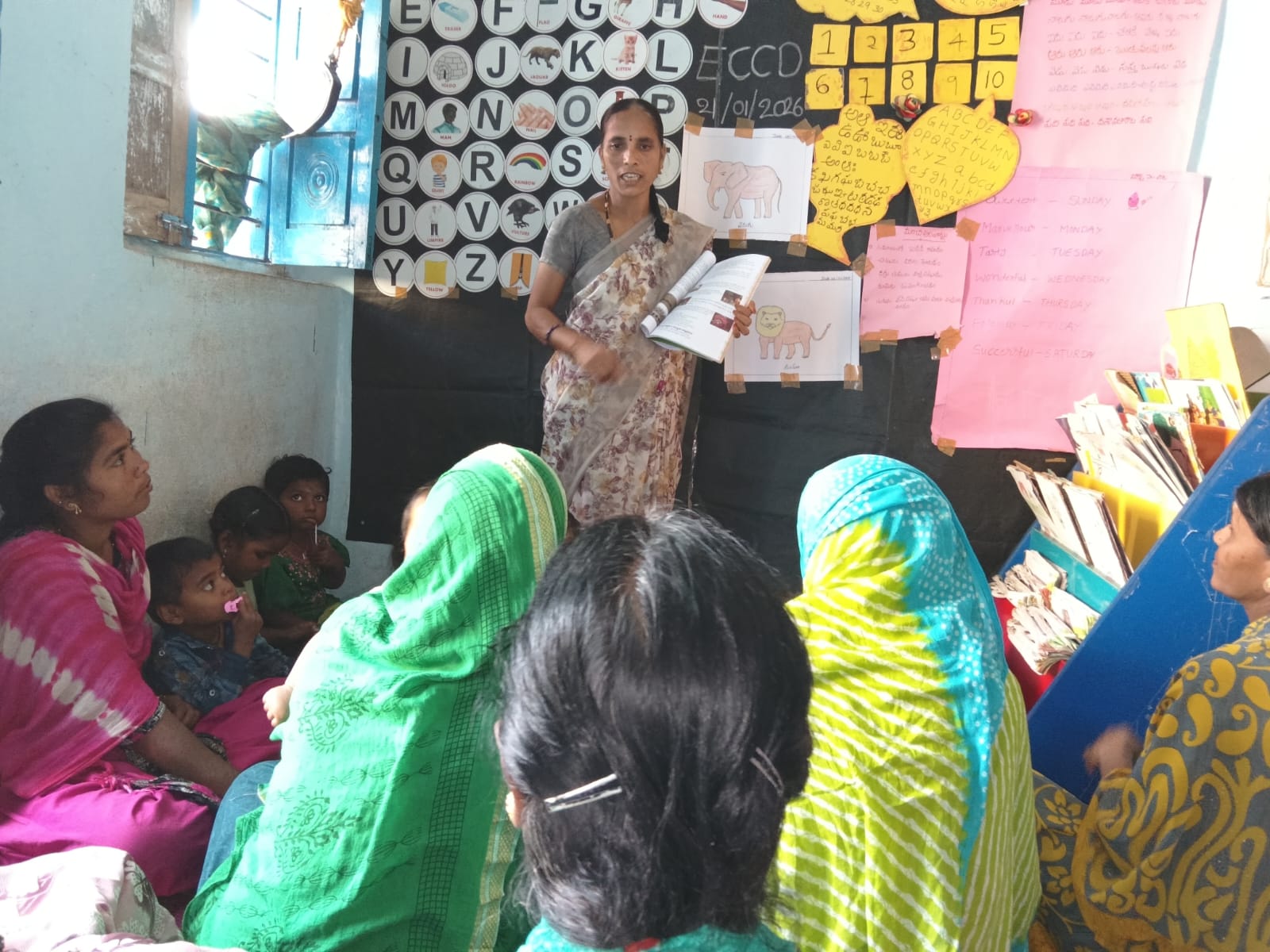 తడ్కల్ 4వ అంగన్వాడి కేంద్రంలో ఫ్రీ స్కూల్ కార్యక్రమం,