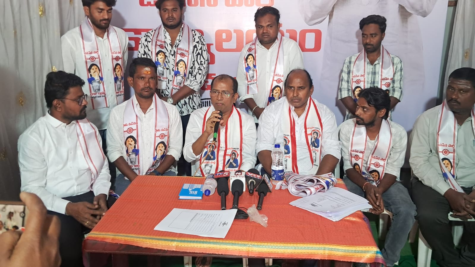 కన్నుల పండుగగా జనసేన పార్టీ కార్యాలయ ప్రారంభోత్సవ కార్యక్రమం…