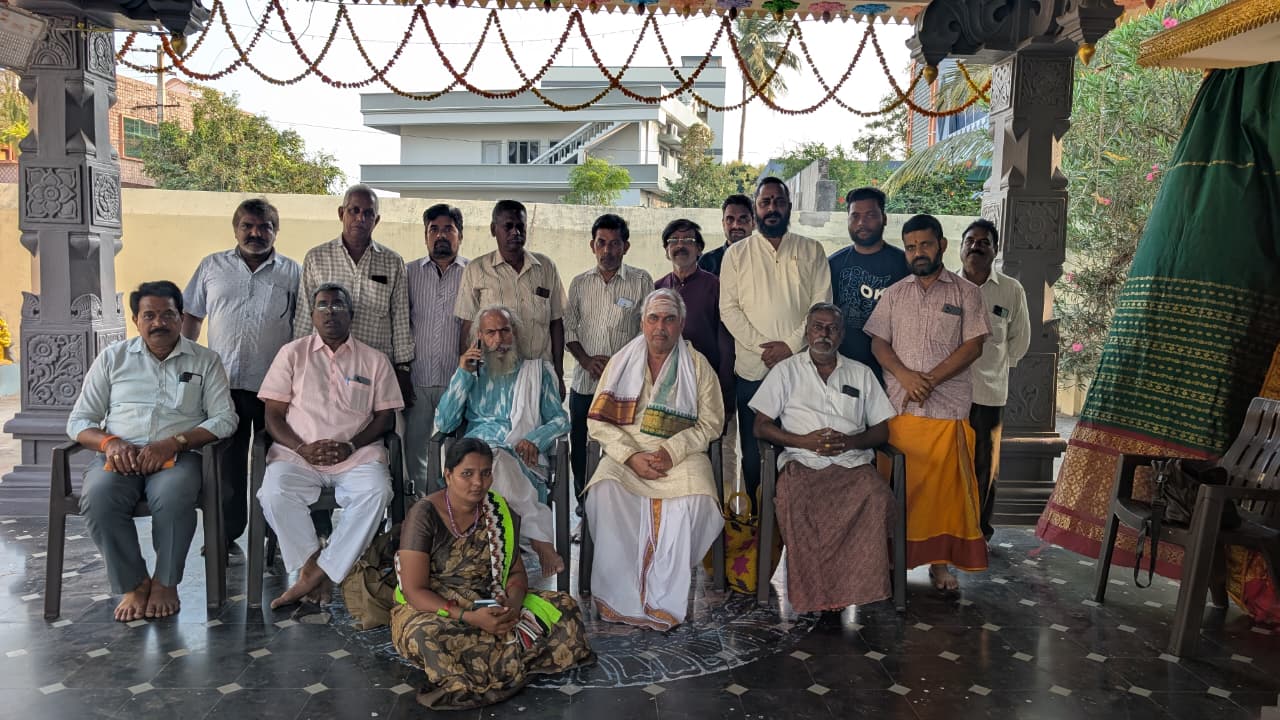 అర్చక పురోహితులతో ” విశ్వహిందూపరిషత్ ” వారి సమావేశం…