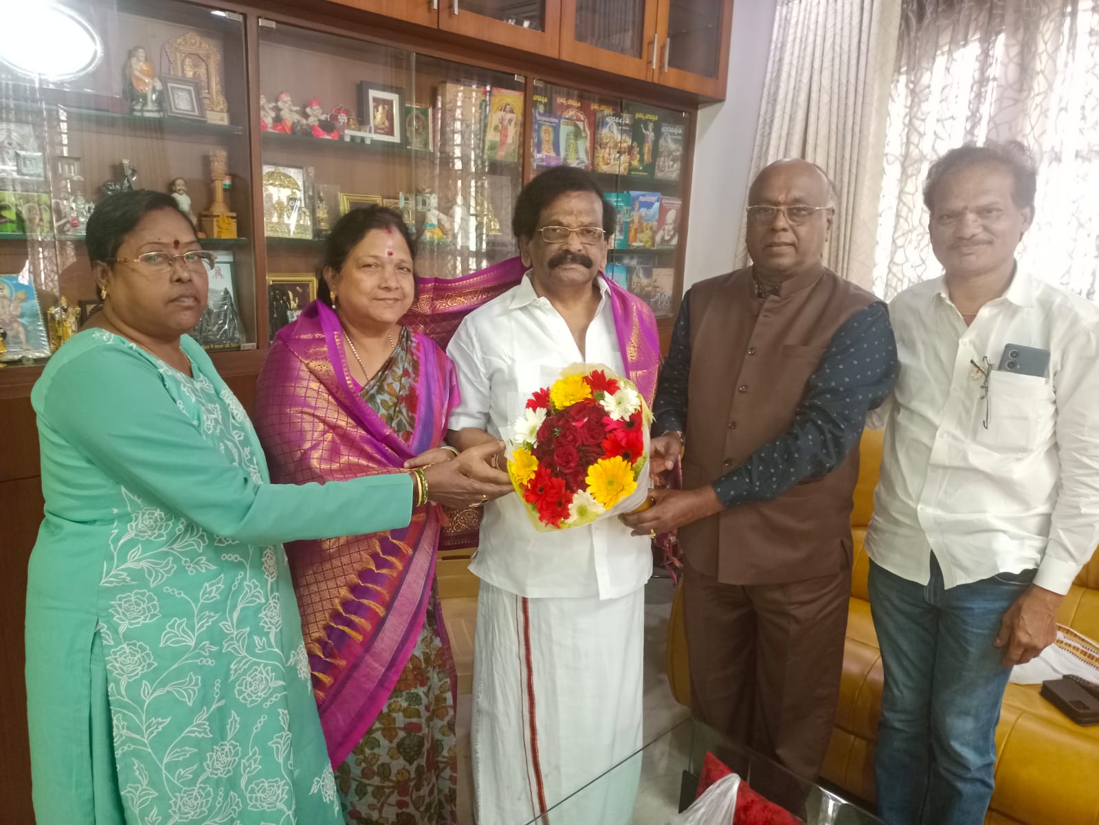 ఢిల్లీలో ఉగాది ఉత్సాహ లకు సిద్ధ రాఘవరావు దంపతులకు ఆహ్వానం