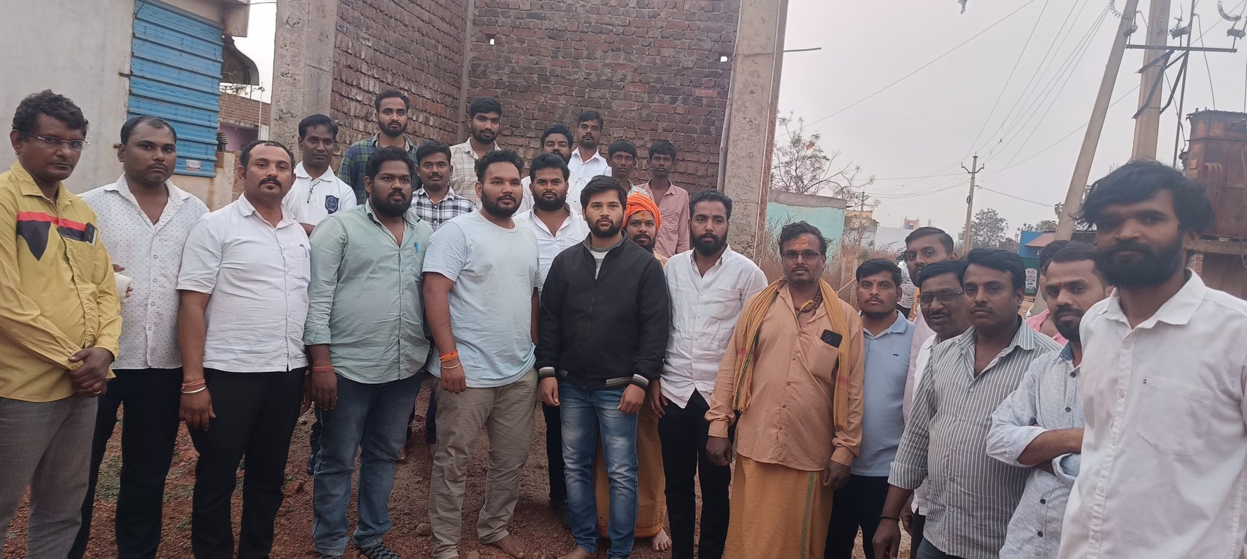 జహీరాబాద్ నియోజకవర్గంలోని గాంధీనగర్ ప్రాంతంలో ఉన్న హనుమాన్