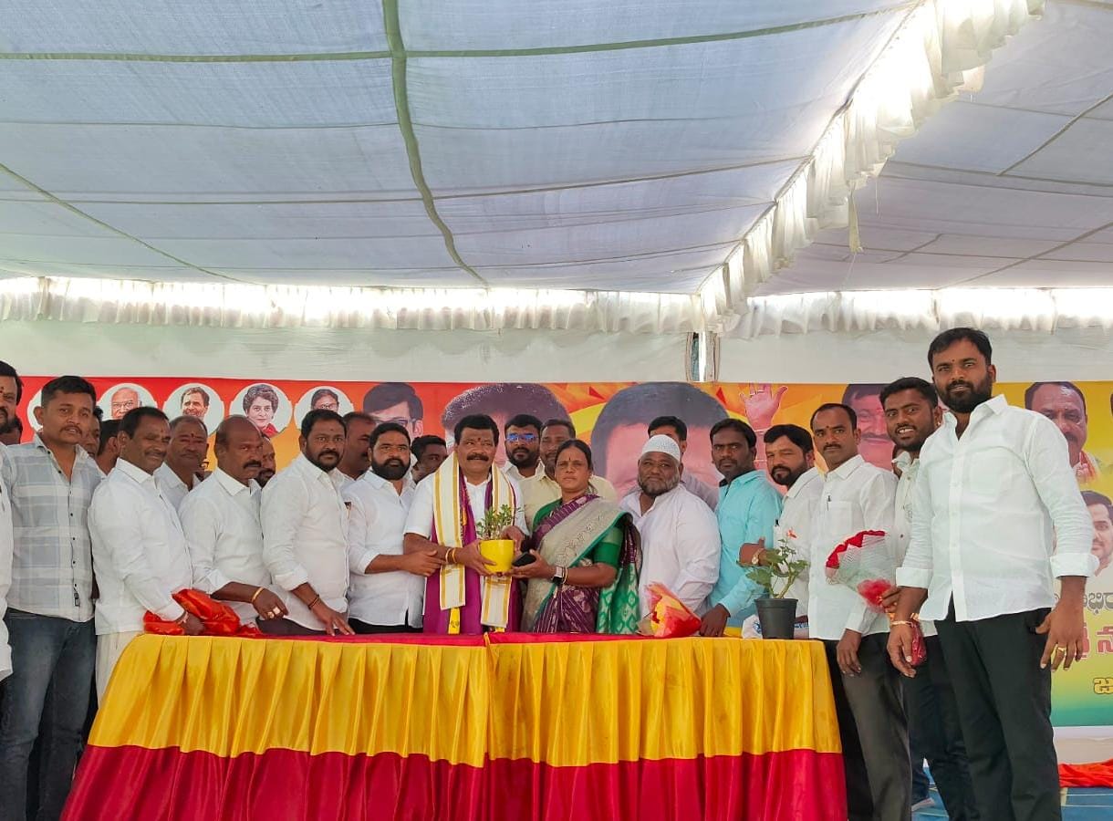 ఘనంగా కాంగ్రెస్ పార్టీ నాయకులు నక్క ప్రభాకర్ గౌడ్ జన్మదిన వేడుకలు