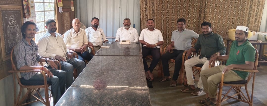 జడ్పీటిసి, ఎంపీటీసీ ఎన్నికల్లో అయిన 42 శాతం బీసీ రిజర్వేషన్లు కల్పించండి.*