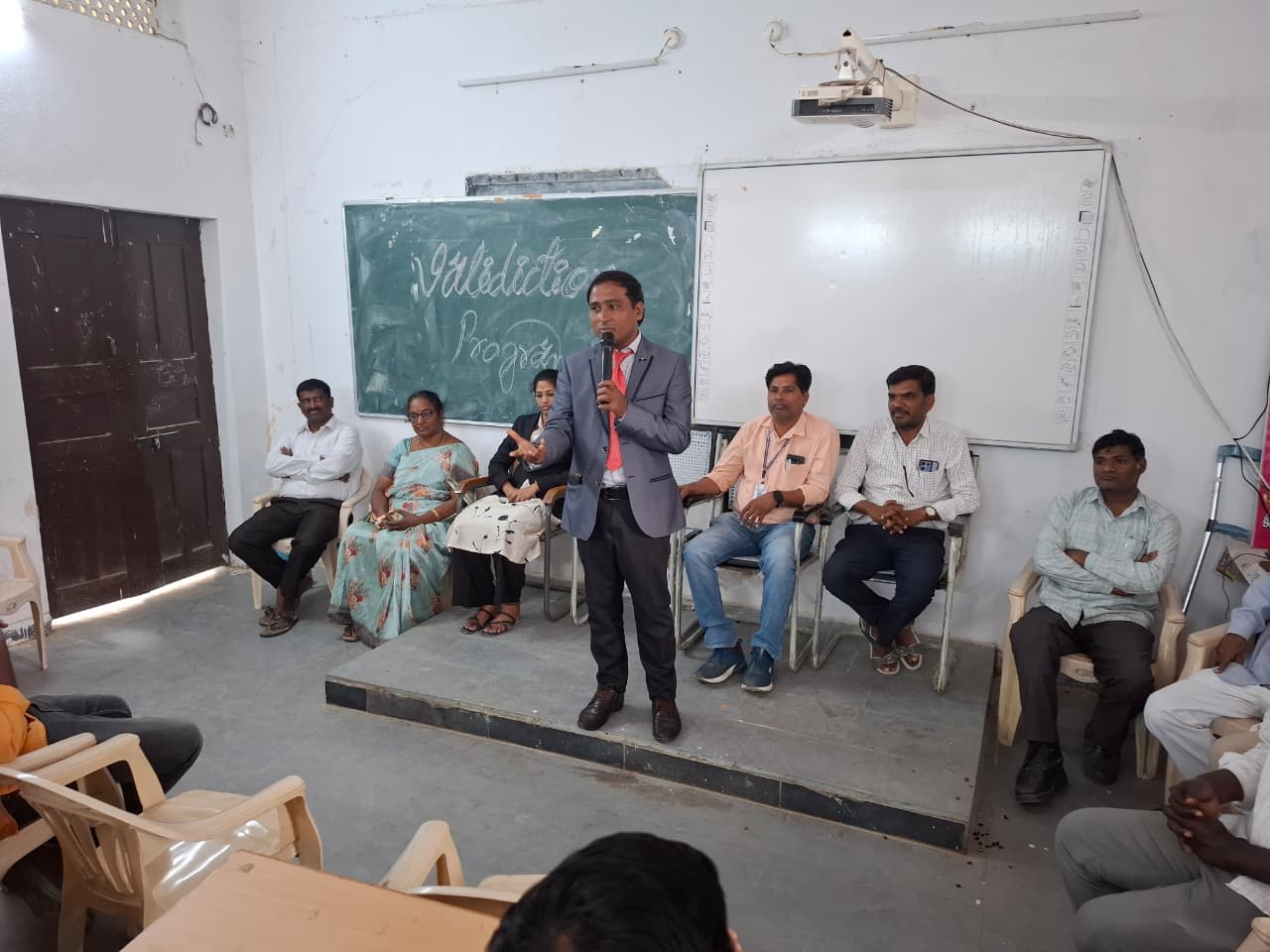 డిగ్రీ కళాశాలలో ముగిసిన ఉద్యోగ నైపుణ్య శిక్షణ కార్యక్రమం ..