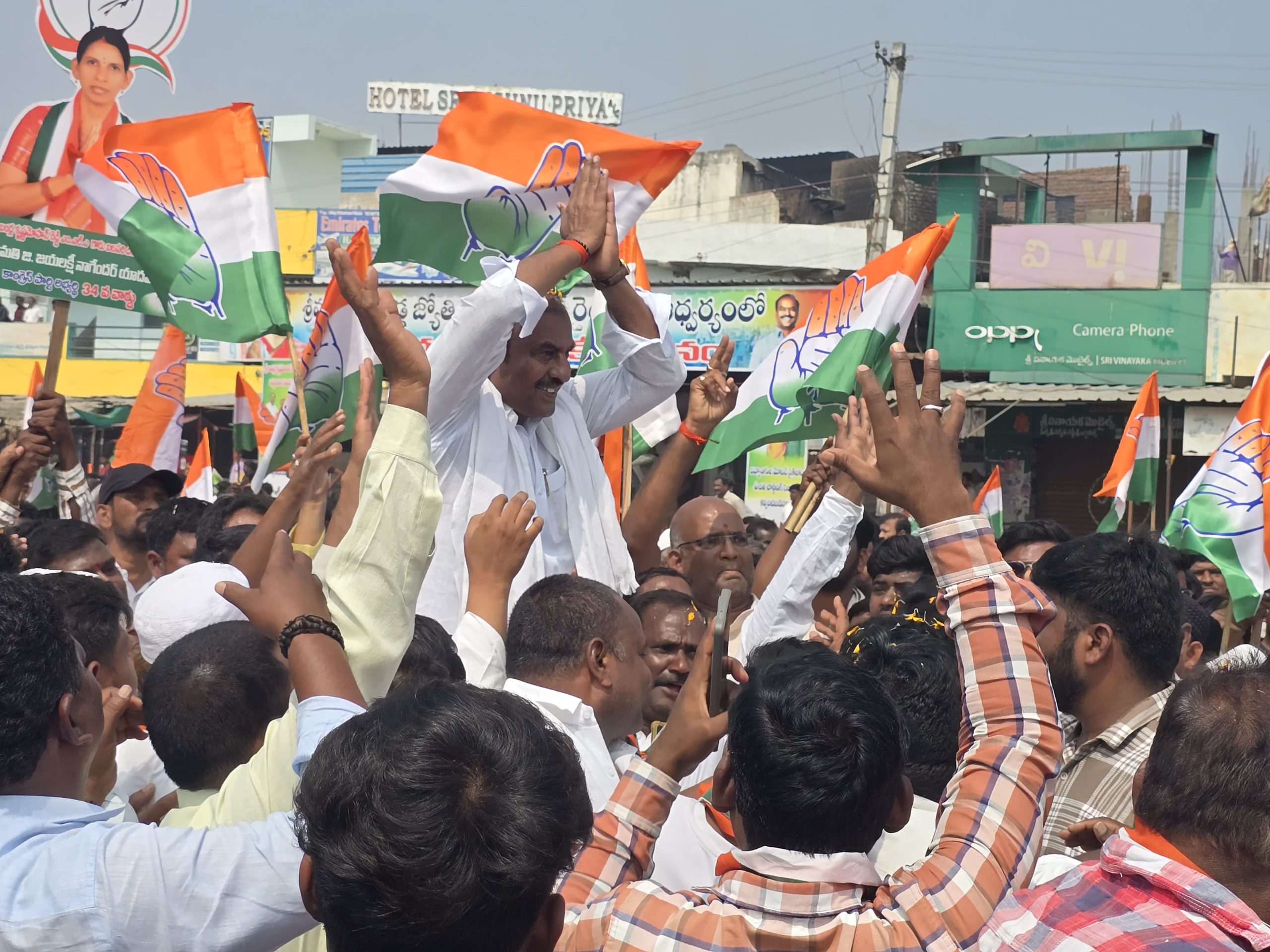 రాజకీయ పాచికల్లో భైలైంది ఎవరు?