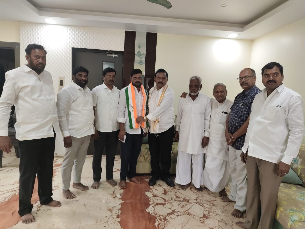 కాంగ్రెస్ పార్టీ అభ్యర్థికి మద్దతు పలికిన cpm నుండి పోటీ చేసిన షబ్బేనూర్ రియాజ్