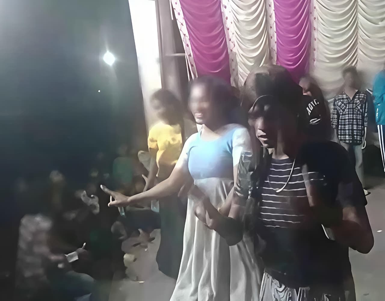 పాఠశాలలో అశ్లీల నృత్యాల కలకలం: వార్డెన్ పై వేటు!