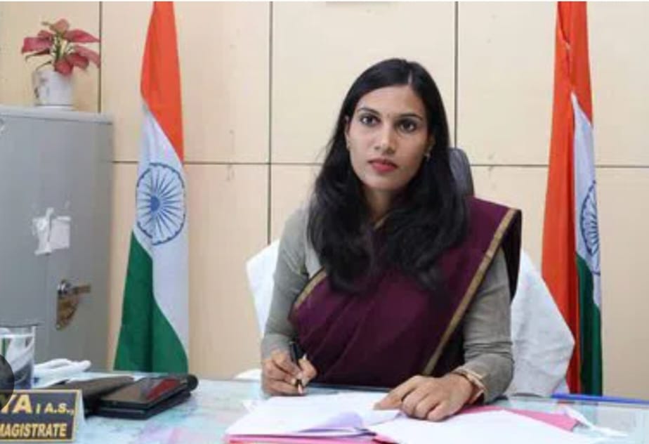 మున్సిపల్ ఎన్నికల దృష్ట్యా ఈనెల 11న పబ్లిక్ హాలిడే