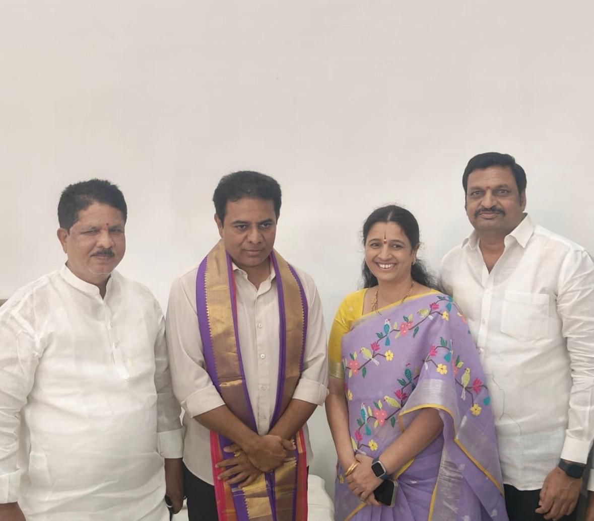 వివేకానంద నగర్ అభివృద్ధికి అంకితభావంతో సేవలు కొనసాగిస్తా – మాధవరం రోజా దేవి రంగారావు