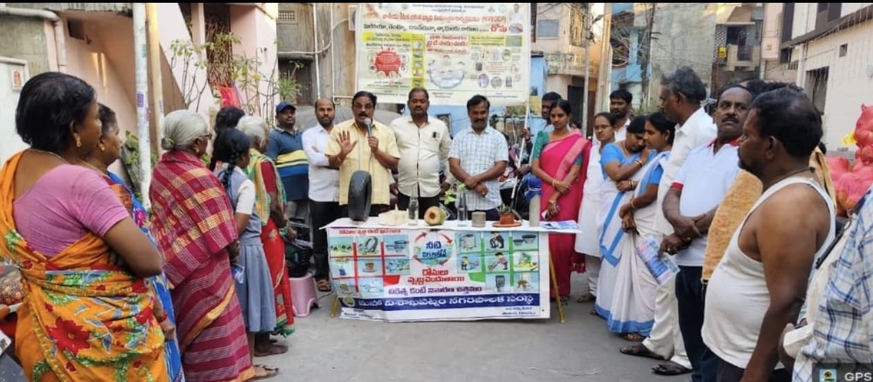 ఫ్రైడే డ్రైడే కార్యక్రమంలో ప్రజలకు అవగాహన