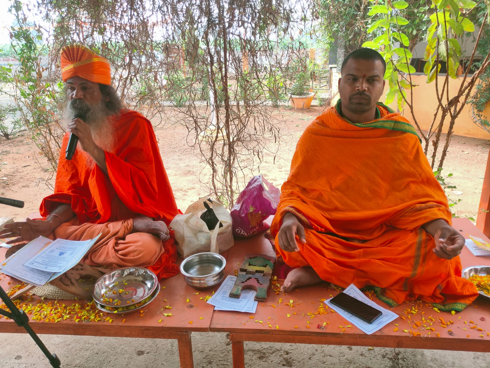 ధర్మానికి ప్రతిరూపం గోమాత : స్వామీజీల ఆధ్యాత్మిక సందేశం