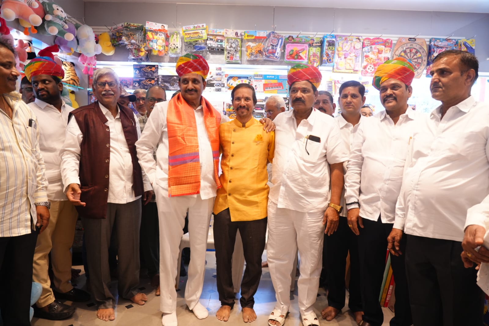 అడ్డగుట్టలో ‘అన్సరాజ్ గిఫ్ట్ షాప్’ ప్రారంభం