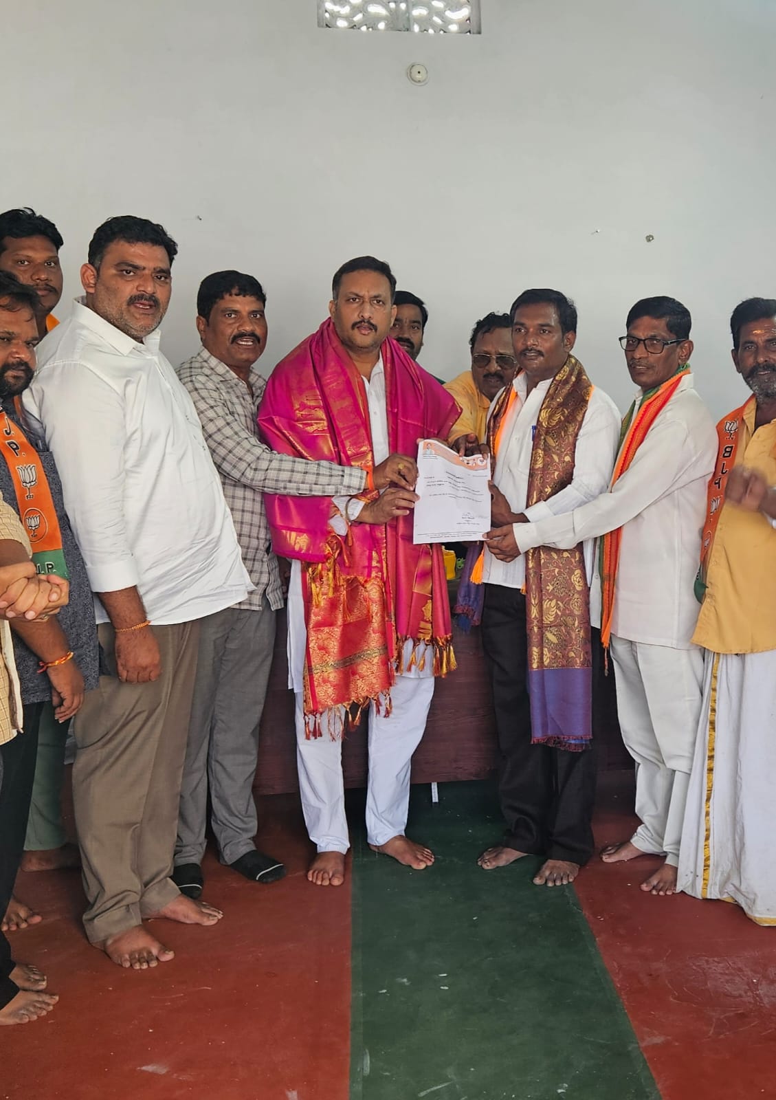 బిజెపి నూతన నాదెండ్ల మండల అధ్యక్షులుగానల్లమోతు మాధవరావు ఎన్నిక