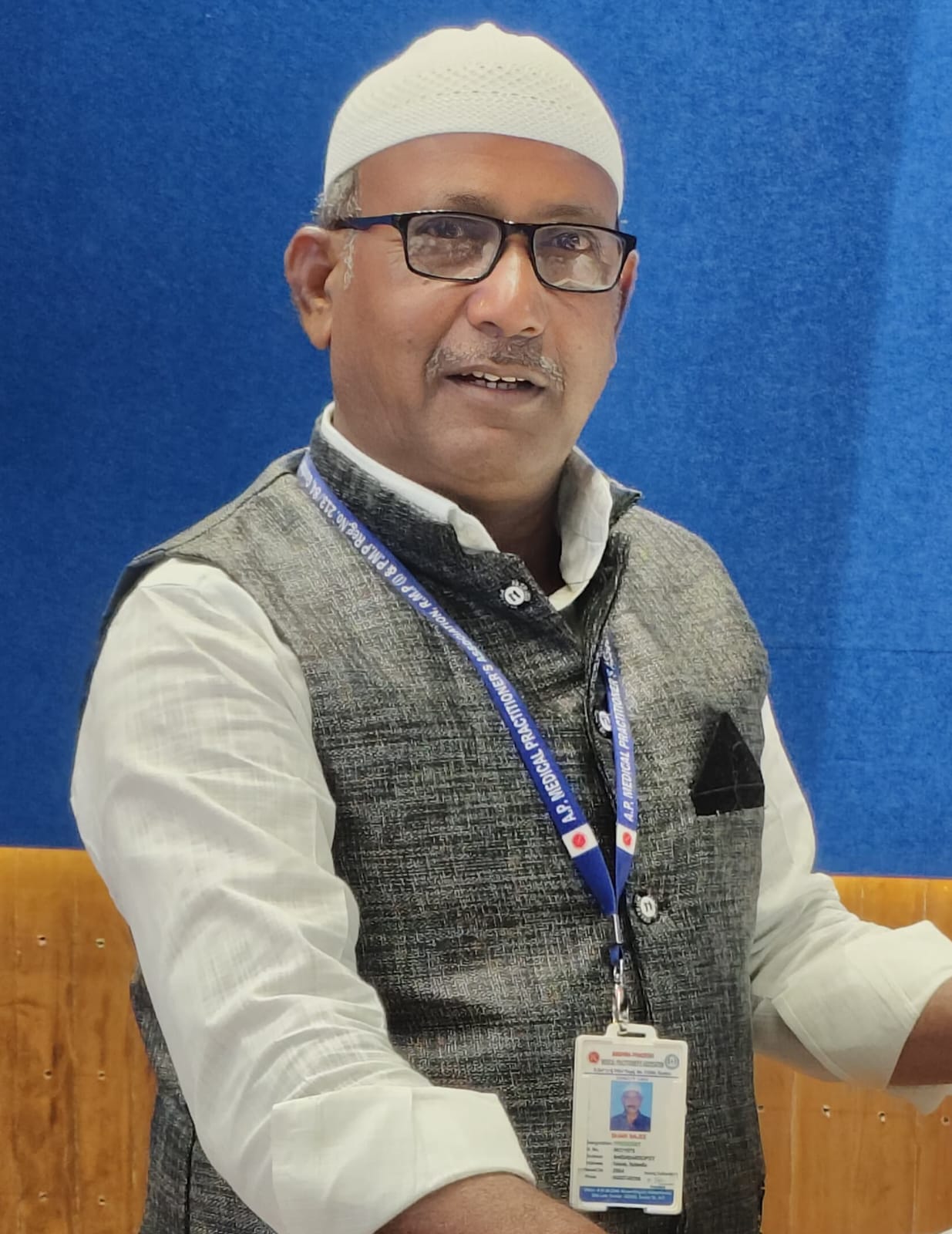 పదో తరగతివిద్యార్థినినీ విచక్షణారహితంగా దండించిన ప్రైవేట్ పాఠశాల డైరెక్టర్‌పై కఠిన చర్యలు తీసుకోవాలి