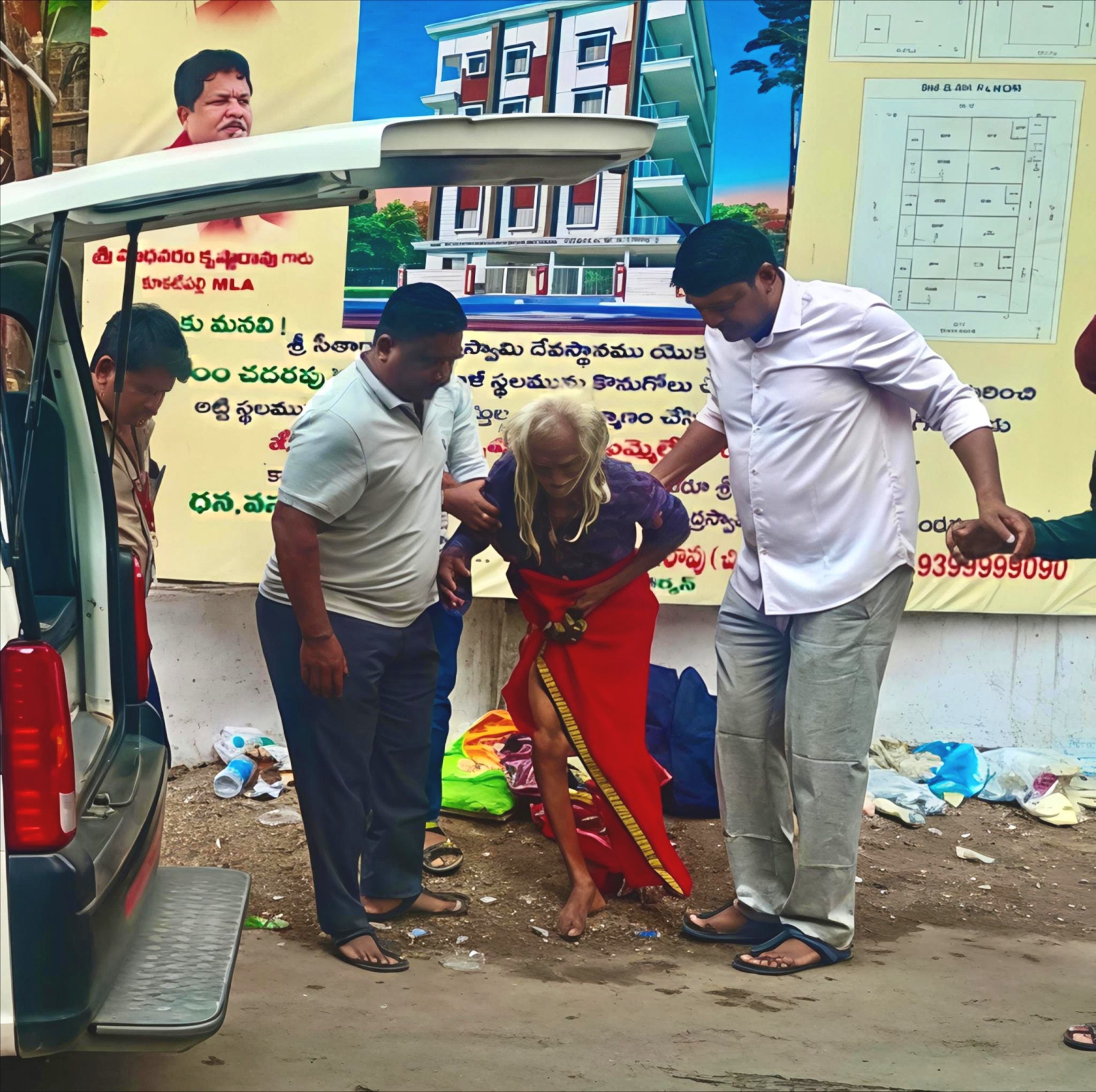 కూకట్‌పల్లి పాత శివాలయం వద్ద అనాథ వృద్ధుడికి అండగా నిలిచిన ఎమ్మెల్యే మాధవరం కృష్ణారావు