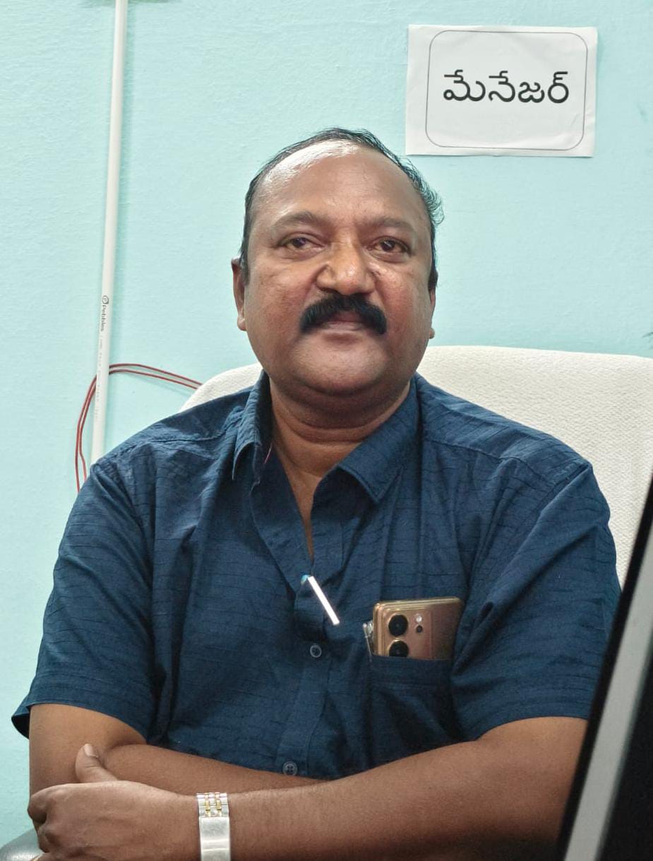 మాచర్ల మున్సిపల్ మేనేజర్‌గా బాధ్యతలు చేపట్టిన శాగాంటి బెయిలీ బాబుకు ఘనంగా అభినందనలు