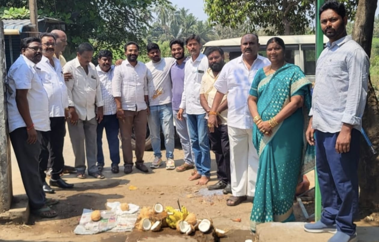 శిరసపల్లి నుండి కొప్పాక వరకు ప్రధాన కాలువ 2 కోట్లు తో నిర్మాణం – మాదంశెట్టి చిన్నతల్లి నీల బాబు