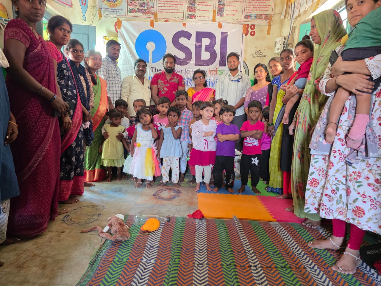 అంగన్వాడి కేంద్రాలకు సహకారం.