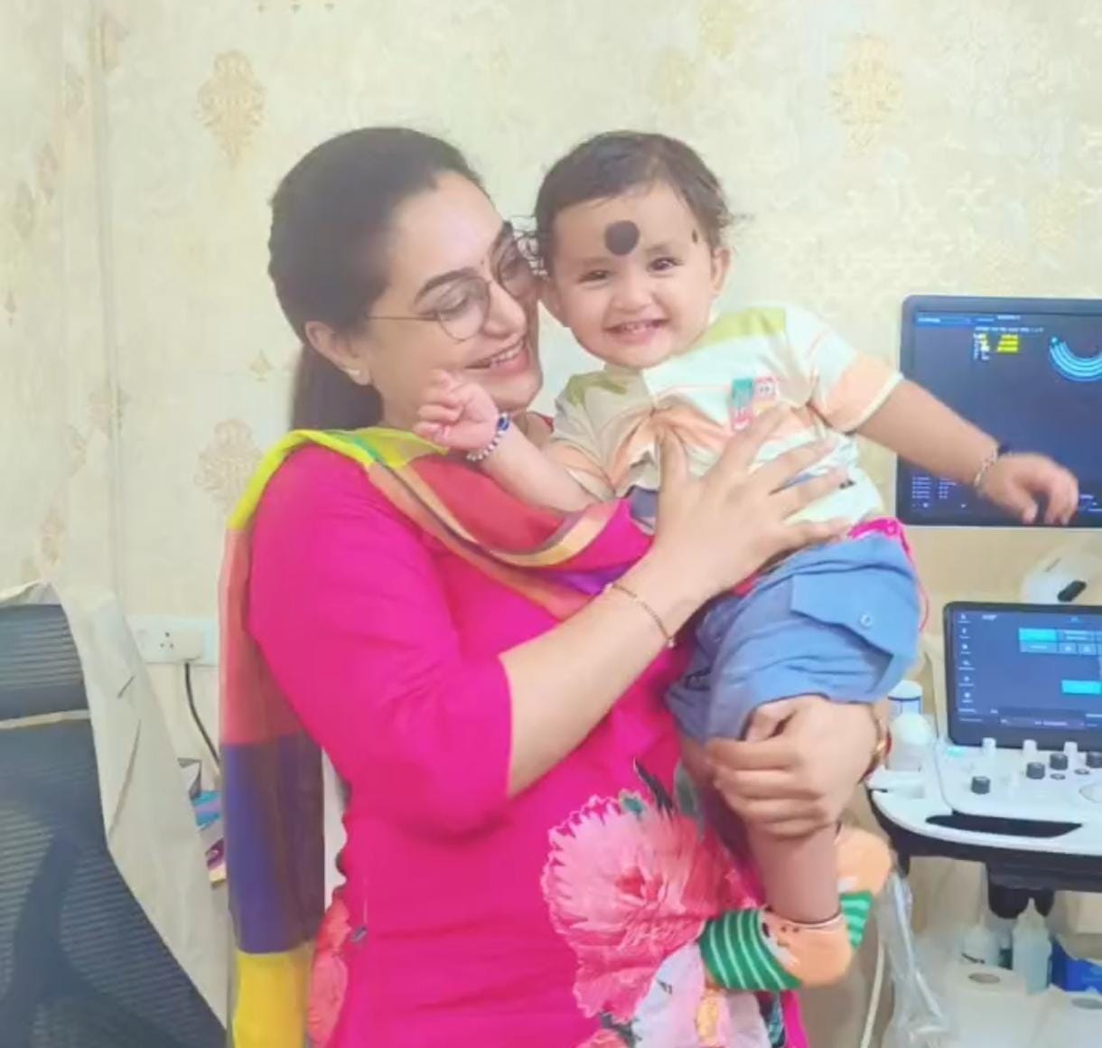 పసికందుపై మమకారం చాటుకున్న డాక్టర్ లావు సుష్మ