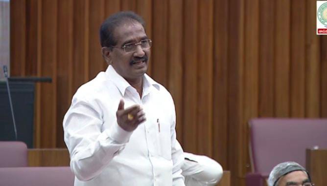 జరుగుతున్న శాసనమండలి సమావేశాల్లో శాసనమండలి సభ్యులు మర్రి రాజశేఖర్ కీలక అంశాన్ని ప్రస్తావించారు