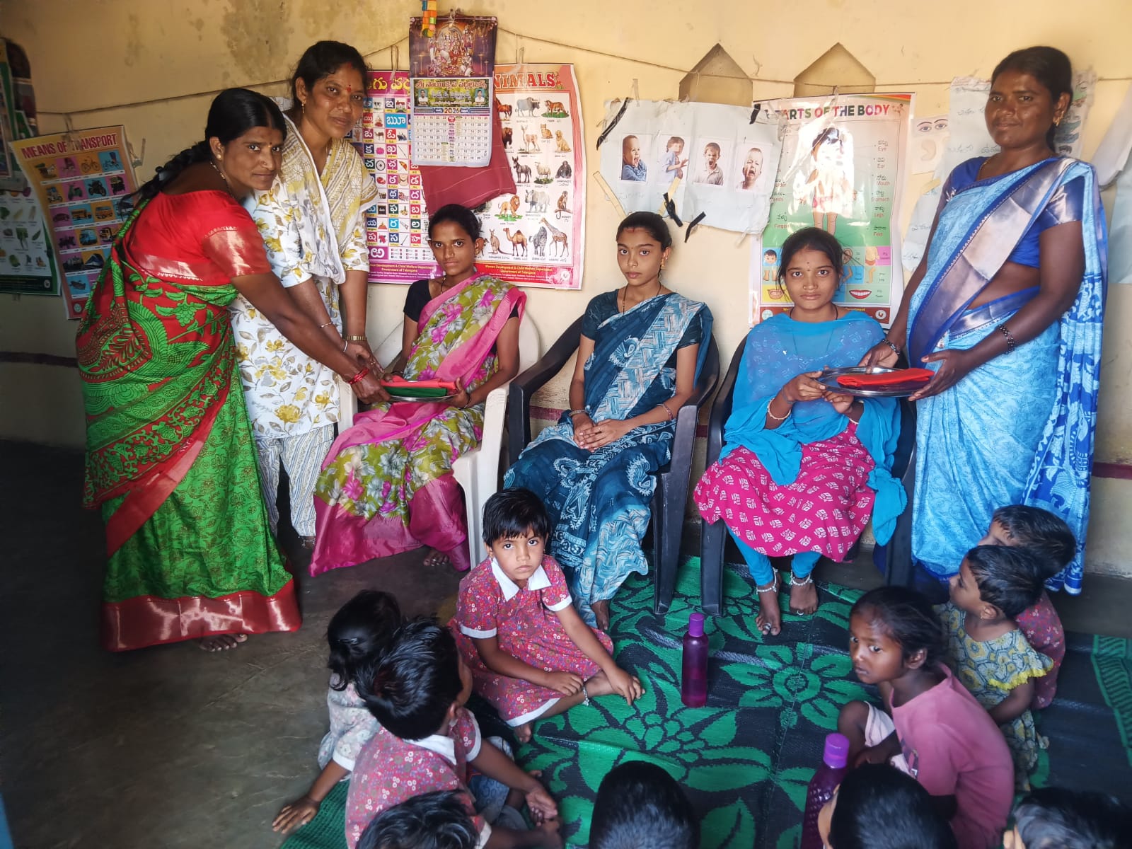 తడ్కల్ ముడవ అంగన్వాడీ కేంద్రంలో గర్భిణీలకు శ్రీమంతం,