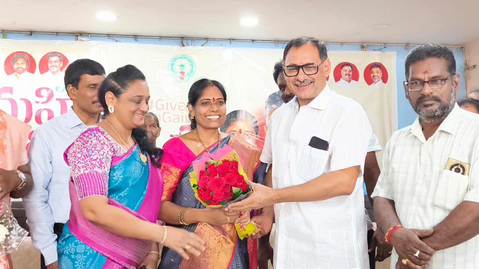 ఈరోజు ప్రపంచాన్ని శాసించే స్థాయిలో