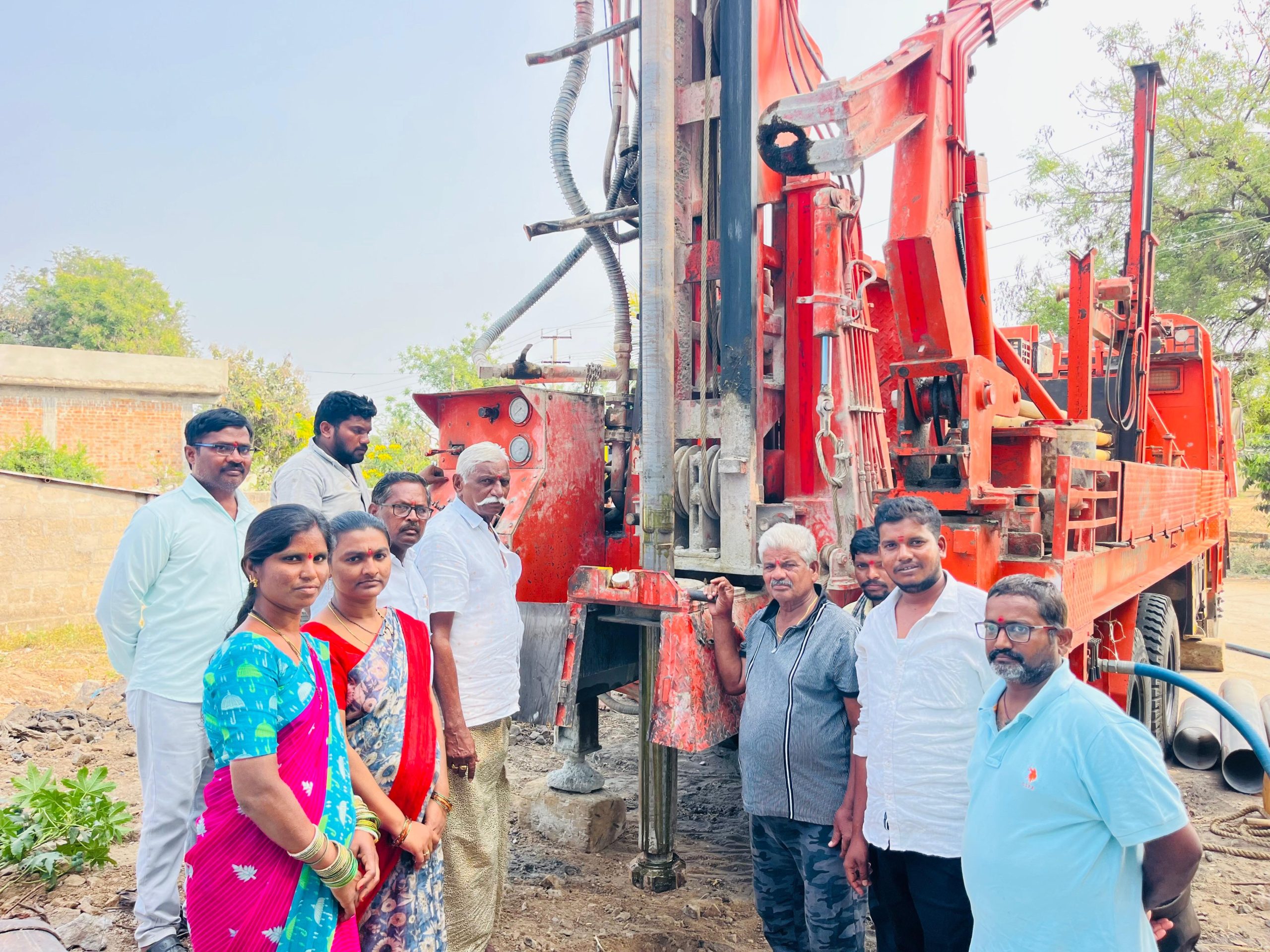 నీటి కొరతపై స్పందించిన సర్పంచ్