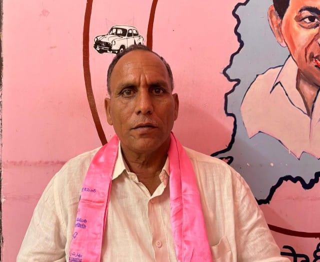 పెంచిన గ్యాస్ సిలిండర్ ధరలు తగ్గించాలి