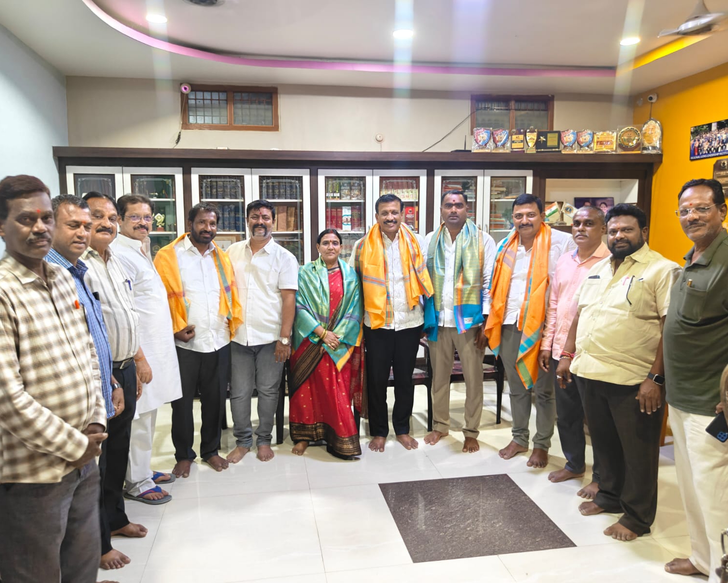 బిజెపి కౌన్సిలర్లను ఘనంగా సన్మానించిన వడ్డేపల్లి శ్రీనివాసన్