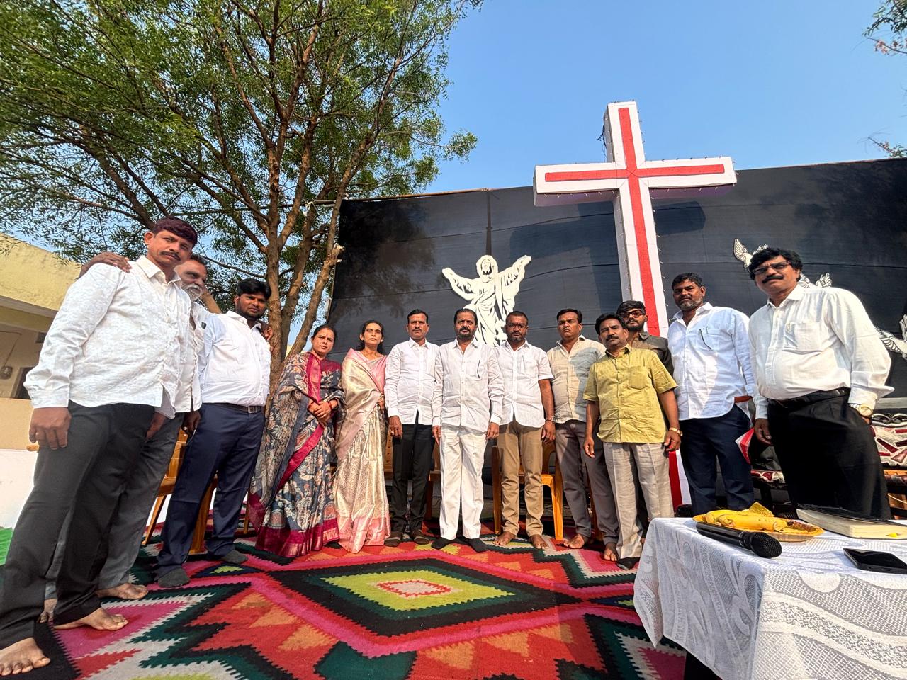 ఈస్టర్ వేడుకల్లో పాల్గొన్న ఎస్సి కార్పొరేషన్ మాజీ చేర్మెన్ వై.నరోత్తం..