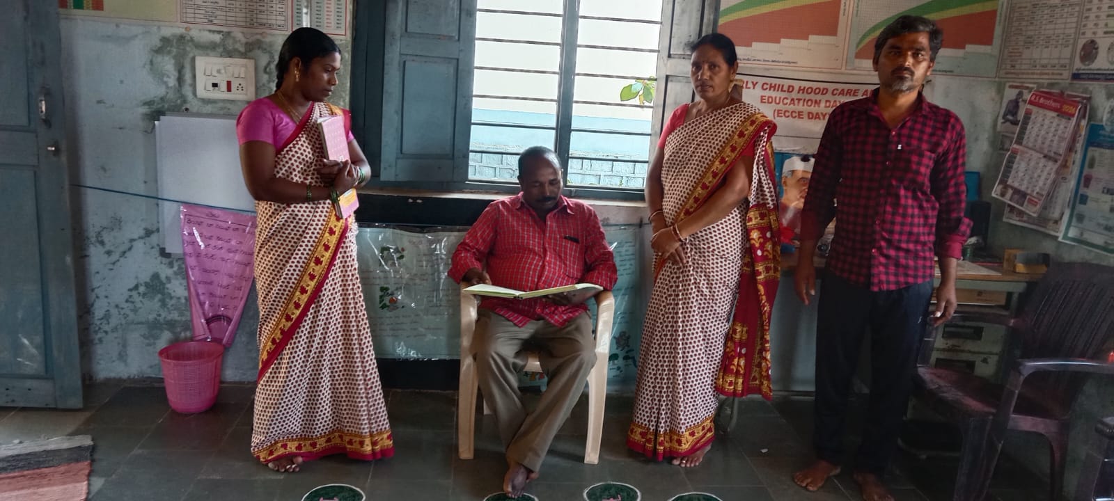 అంగన్వాడి సెంటర్లను ఆకస్మికంగా తనిఖీ చేసిన గ్రామ సర్పంచ్ : శేషాద్రి