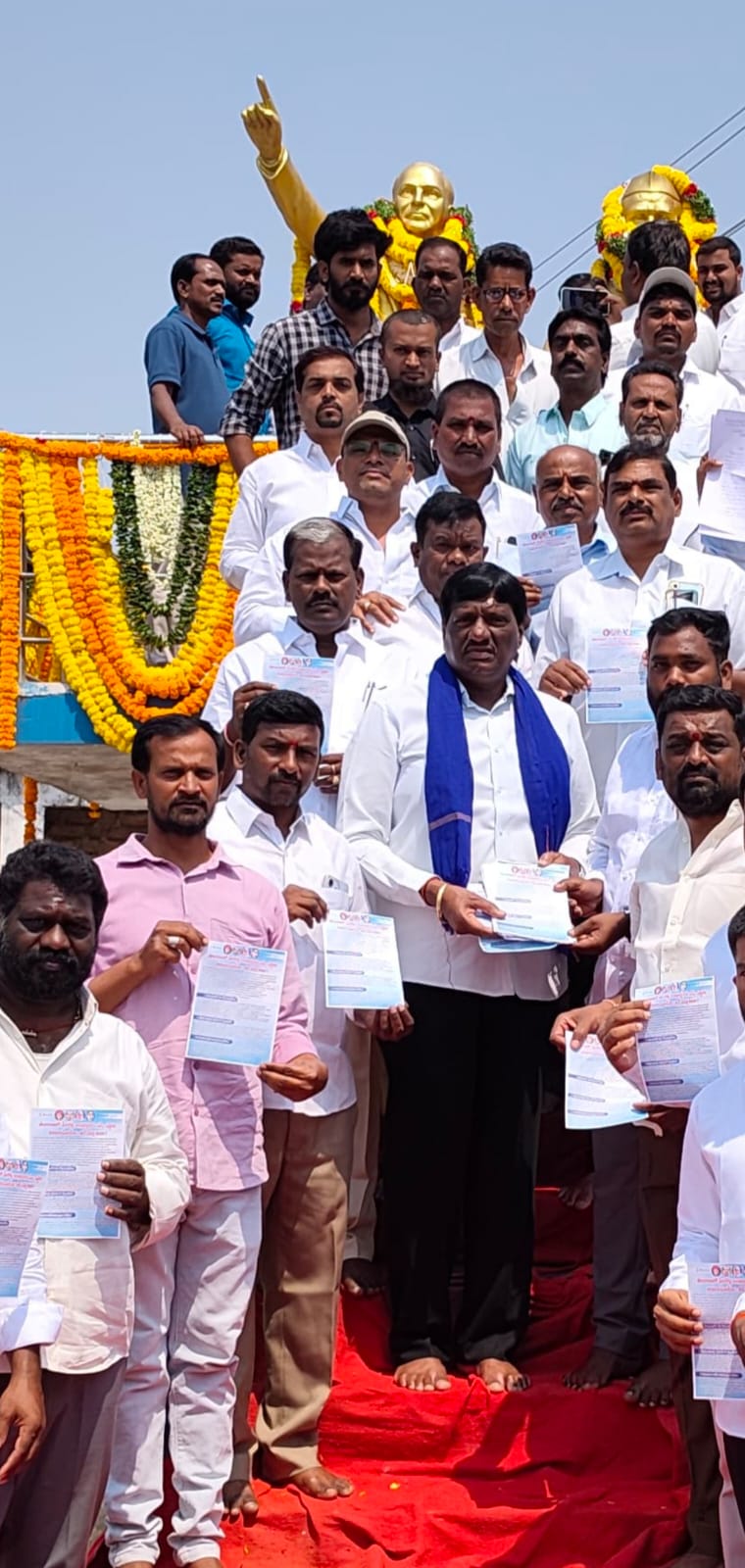 డాక్టర్ బి.ఆర్ అంబేద్కర్ జయంతి వేడుకల్లో పాల్గొన్న పరిగి మాజీ ఎమ్మెల్యే కొప్పుల మహేష్ రెడ్డి