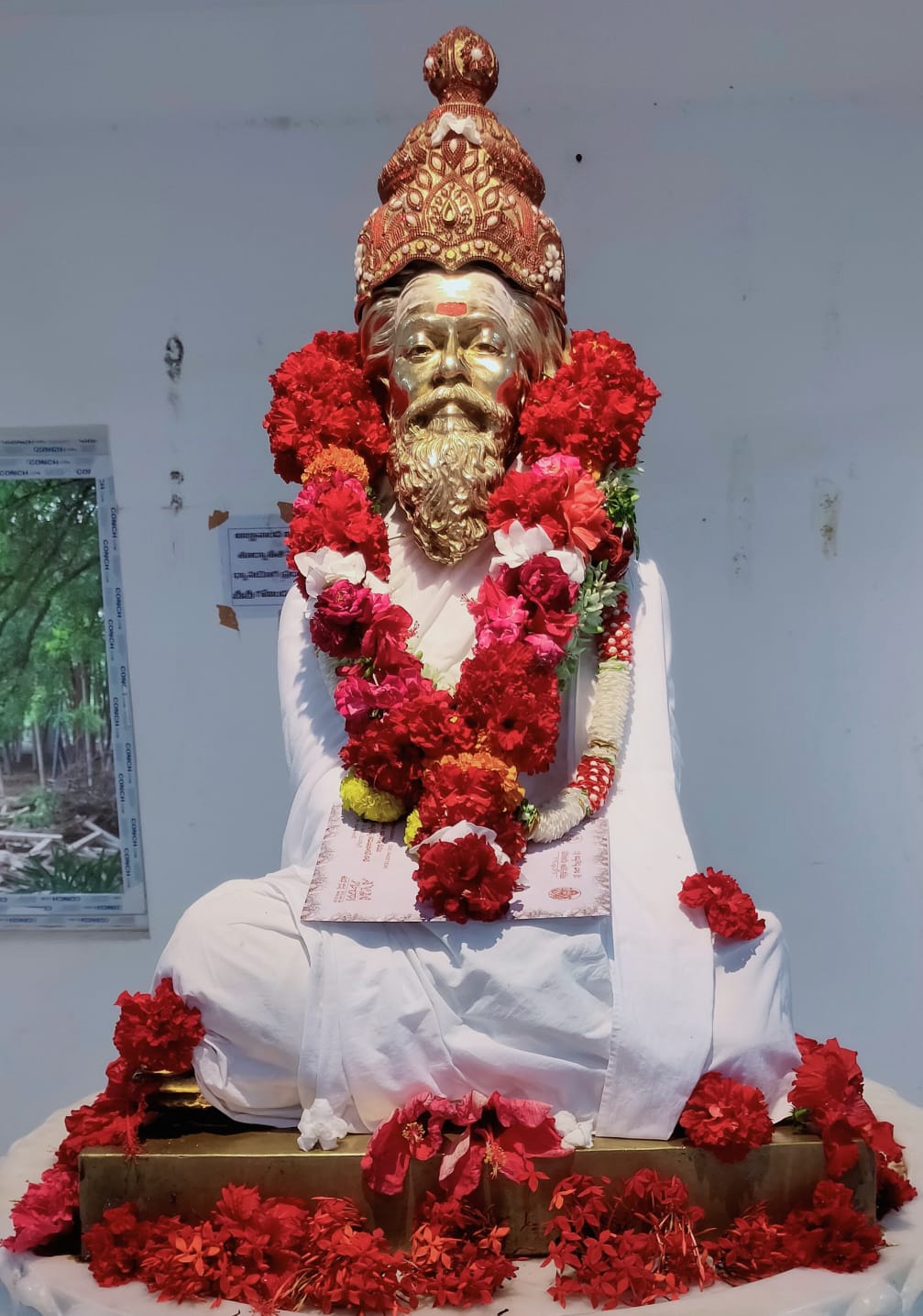 వేల్పూర్ సాయిబాబా దేవాలయంలో ఘనంగా అన్నదానం