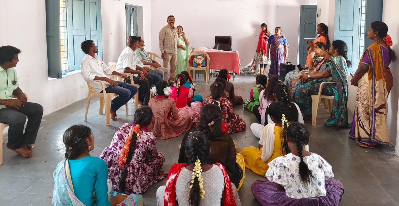 చదివే సమాజాన్ని మార్చగలదు : ఎంఈఓ వెంకటేశ్వర్లు