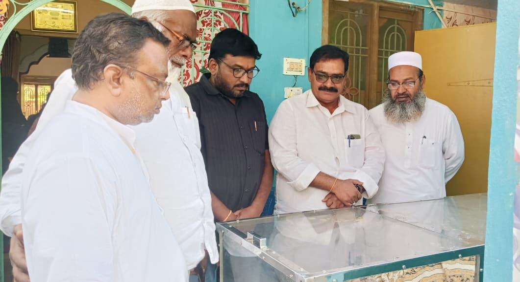 ముదాం ఇలియాస్ పార్థివదేహానికి నివాళుల ర్పించిన జనసేన నాయ కులు