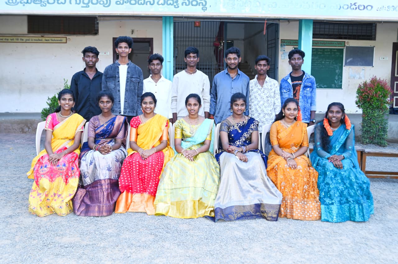 పదవ తరగతి పరీక్ష ఫలితాలలో సత్తా చాటిన గుత్తిని దీవి సాయి రామ్ విద్యానికేతన్ హై స్కూల్ విద్యార్థులు…