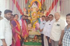 విగ్నేశ్వరుని దర్శించు కున్న జడ్పీటీసీ గడికోటి సుబ్బారెడ్డి,ఉషారాణి దంపతులు.