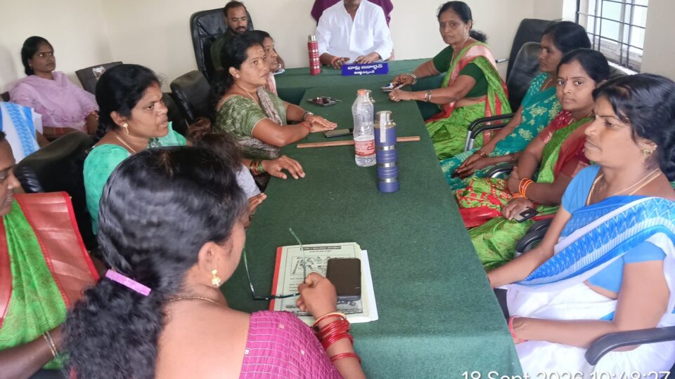 తాళ్ళరాంపూర్‌లో గ్రామ పేదరిక నిర్మూలన ప్రణాళికపై గ్రామసభ