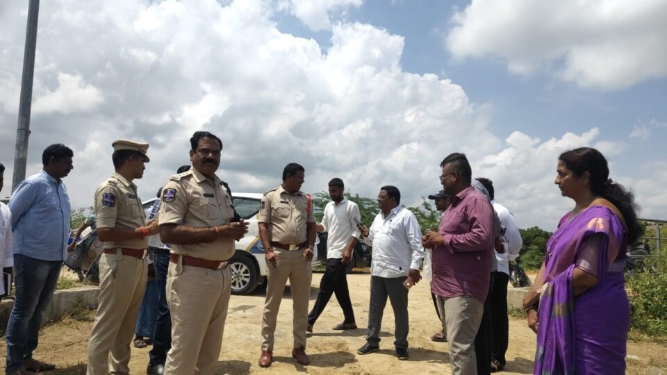 గణేష్ నిమజ్జన రూట్‌ను పరిశీలించిన పోలీస్, రెవెన్యూ, మున్సిపల్ అధికారులు