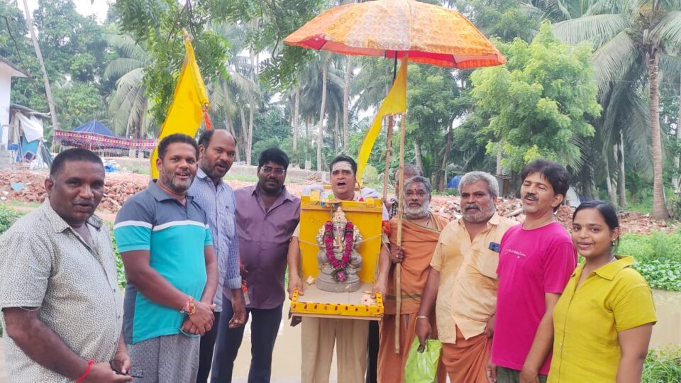 ఫ్రెండ్లీ క్లబ్ వారి సాంప్రదాయక వినాయక నిమజ్జనం.