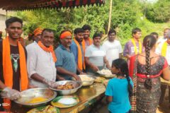 బద్రి యూత్ ఆధ్వర్యంలో అన్నదాన కార్యక్రమం
